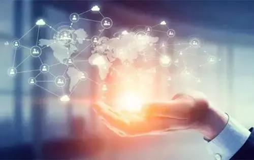 從百年前的流水線工廠到今日的互聯網數據服務 生產模式的演進與變革